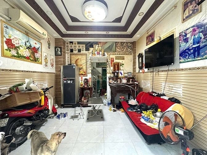 Nhà phố bà lầu đường Trần Xuân soạn quận 7 