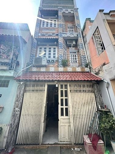 Nhà phố bà lầu đường Trần Xuân soạn quận 7 