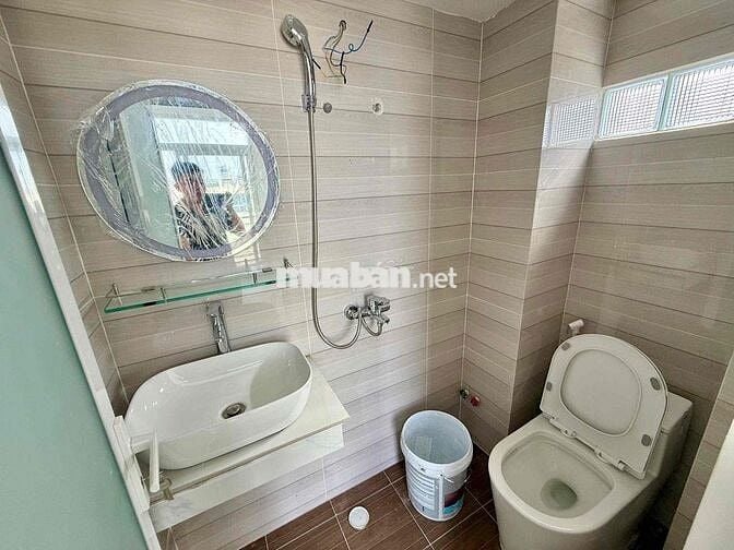 Phòng duplex mới 100% gần cầu chữ Y, ParcMall Q8 thang máy ở 3-4 bạn
