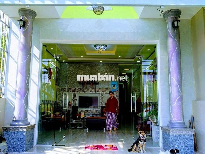 Bán 01 Nhà mặt tiền lộ 15,5m trung tâm TP Cần Thơ