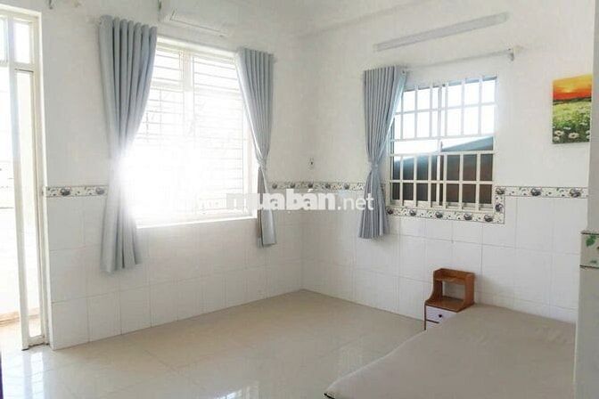 Phòng mới  FULL nội thất ban công rộng Chỉ cho NỮ thuê – Giá tốt 5.5tr