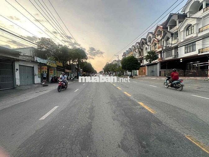 bán đất mặt tiền gần làng đại học quốc gia  đông hoà dt 161m2