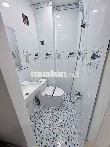 NHÀ NHỎ XINH ĐƯỜNG XE HƠI 6M DỌN VÀO Ở LIỀN