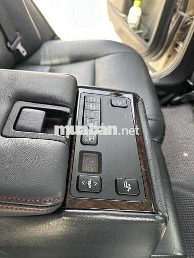 Toyota Camry 2016 2.5Q 90510 km