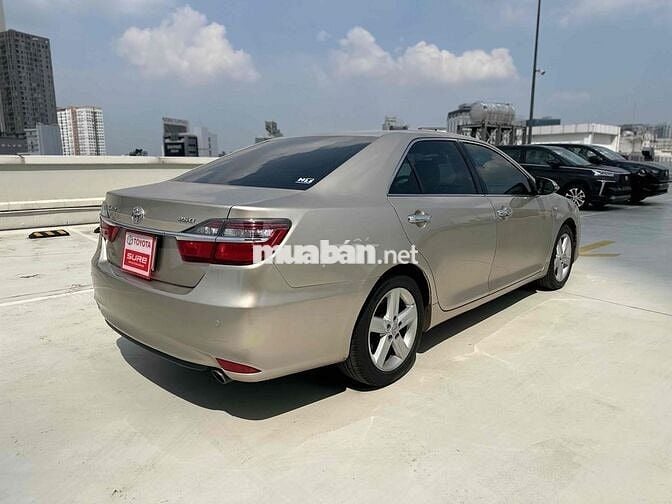 Toyota Camry 2016 2.5Q 90510 km