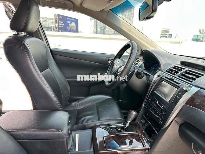 Toyota Camry 2016 2.5Q 90510 km