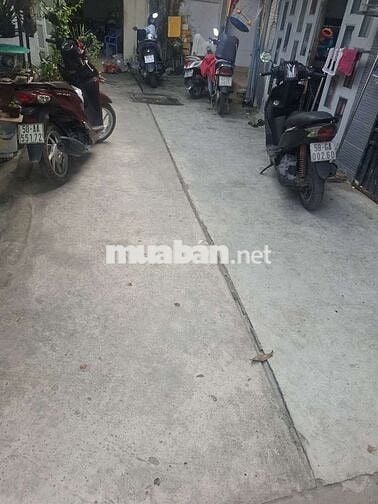 SỔ HỒNG RIÊNG NHÀ 4×13 CẤP4 CÓ LỬNG