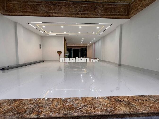 Căn 2 Mặt phố Bạch Mai dòng tiền 8 tầng x 108m, dòng tiền, ô tô tránh