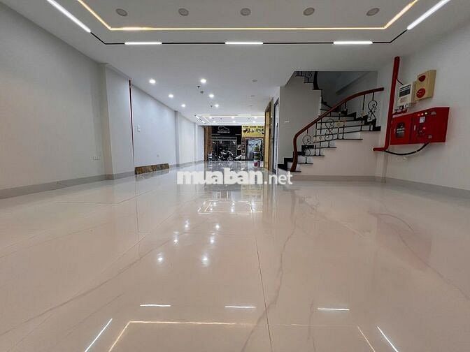 Căn 2 Mặt phố Bạch Mai dòng tiền 8 tầng x 108m, dòng tiền, ô tô tránh