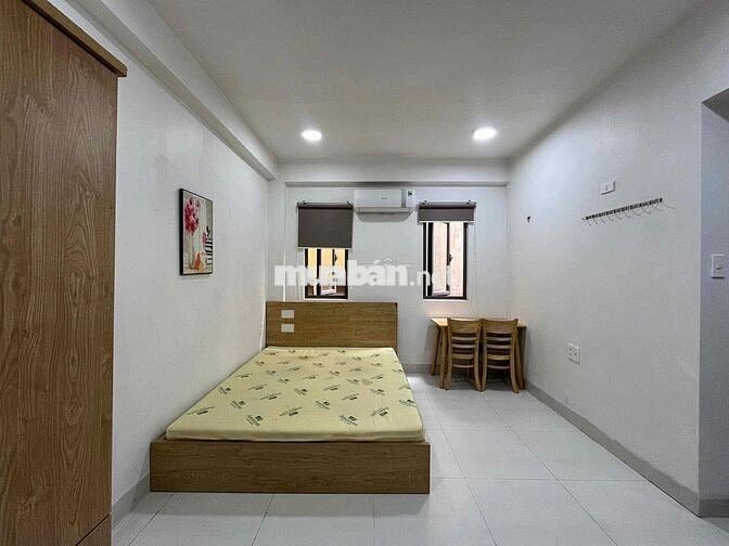 Cho Thuê Studio 25m2 Full NT Thoáng Gần Vòng Xoay Dân Chủ Bờ Kè HS