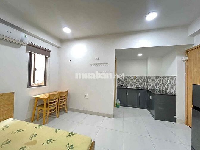 Cho Thuê Studio 25m2 Full NT Thoáng Gần Vòng Xoay Dân Chủ Bờ Kè HS