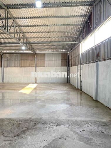 Cho thuê kho, xưởng 850m2 đường Cotener