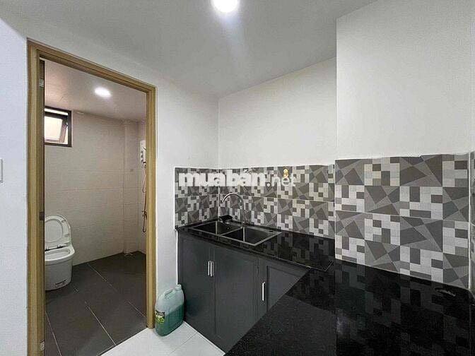 Cho Thuê Studio 25m2 Full NT Thoáng Gần Vòng Xoay Dân Chủ Bờ Kè HS