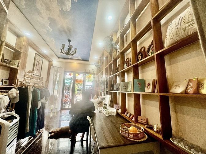 BÁN NHÀ MẶT TIỀN CHỢ ĐA KAO QUẬN 1