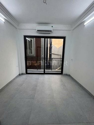 Tôi cần bán căn nhà phố Thuy Khuê, Tây Hồ. SĐ 22m2x4 tầng: 3,75 tỷ.