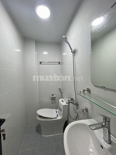 Tôi cần bán căn nhà phố Thuy Khuê, Tây Hồ. SĐ 22m2x4 tầng: 3,75 tỷ.
