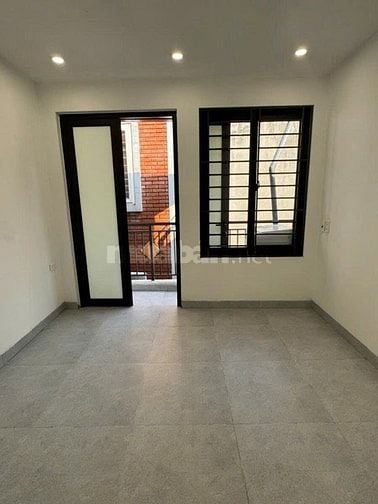 Tôi cần bán căn nhà phố Thuy Khuê, Tây Hồ. SĐ 22m2x4 tầng: 3,75 tỷ.