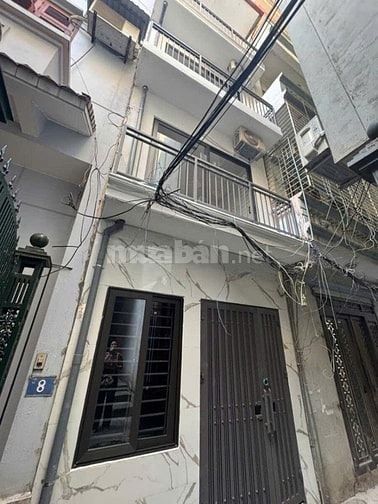 Tôi cần bán căn nhà phố Thuy Khuê, Tây Hồ. SĐ 22m2x4 tầng: 3,75 tỷ.