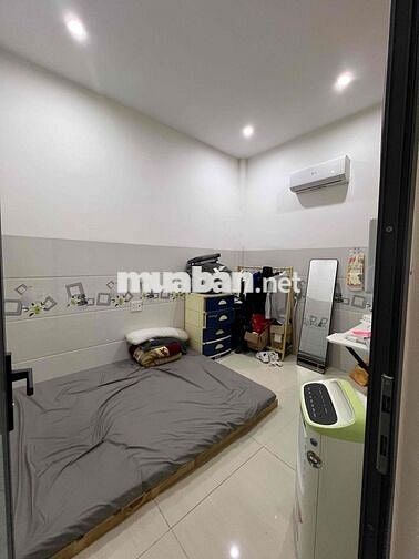 Nhà hẻm ô tô, không ngập lụt 2ty850