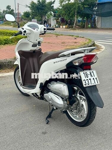 Honda Vision 2017 Trắng