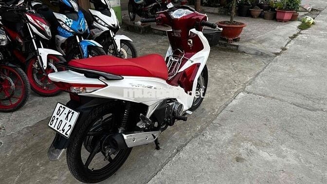 Future fi 2019 lên Wave i trắng đỏ ( hỗ trợ góp )