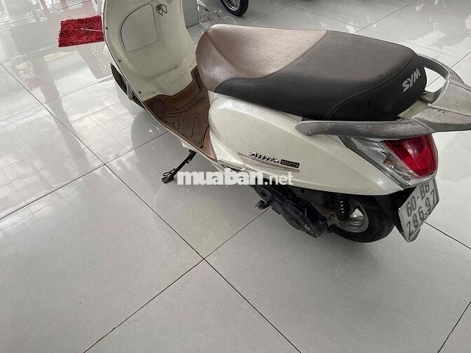 SYM Elizabeth Trắng