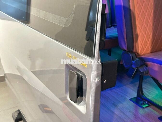 Ford Transit MCA 2024 16 chỗ 57.000 km