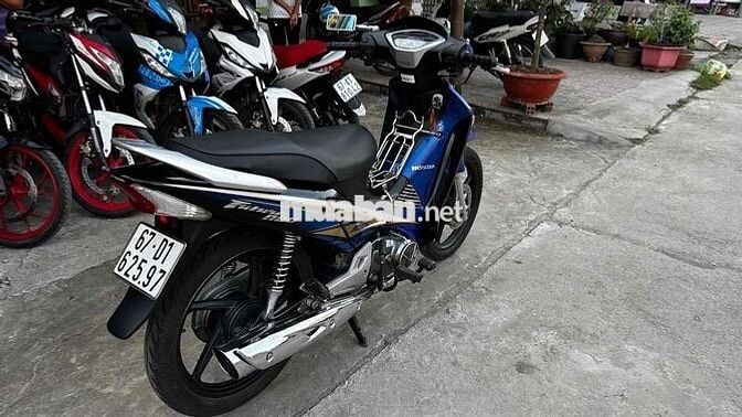 Future neo gt 2006 xanh đen ( hỗ trợ góp )