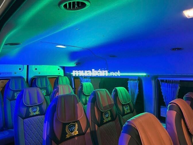 Ford Transit MCA 2024 16 chỗ 57.000 km