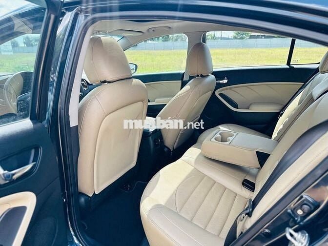 KIA Cerato 2018 Xăng 1.6L Đen