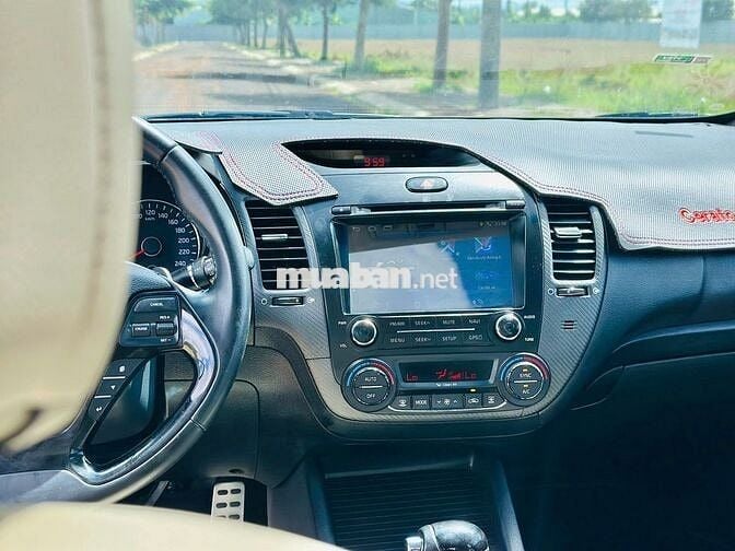 KIA Cerato 2018 Xăng 1.6L Đen