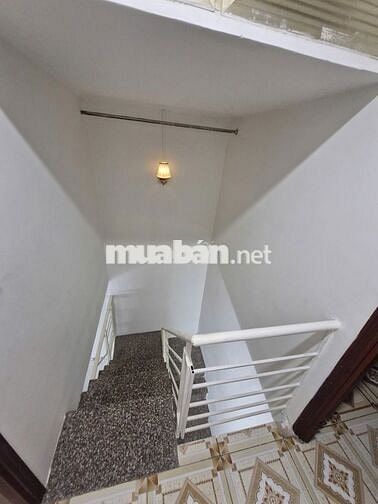 Bán nhà hẻm xe hơi 376 Huỳnh Tấn Phát, Quận 7