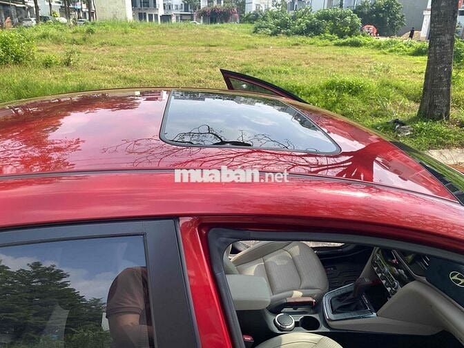 Hyundai Elantra 2019 2.0AT - 60000 km