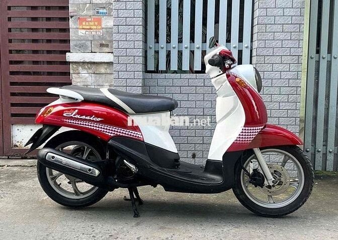 Classical đẹp, máy êm thì thầm bao vọt biển SG