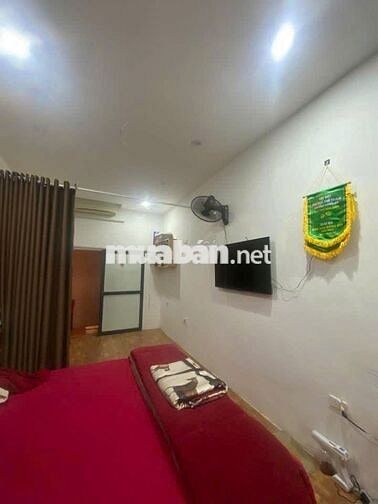 Nhà Riêng Giá Hợp Ví Cực Hiếm Thanh Xuân 30m 4Tầng Giá 6.15tỷ Gần ÔTô