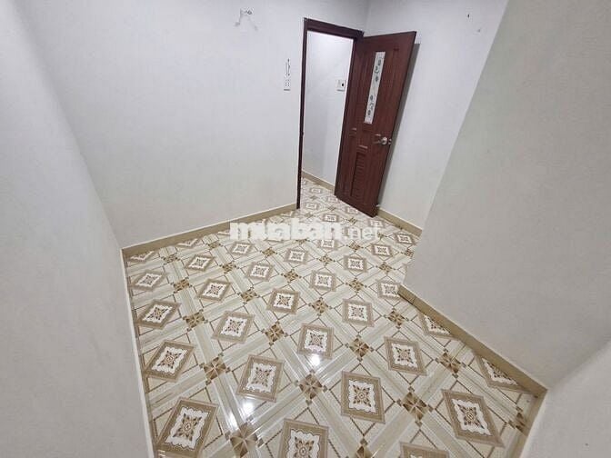 Bán nhà hẻm xe hơi 376 Huỳnh Tấn Phát, Quận 7