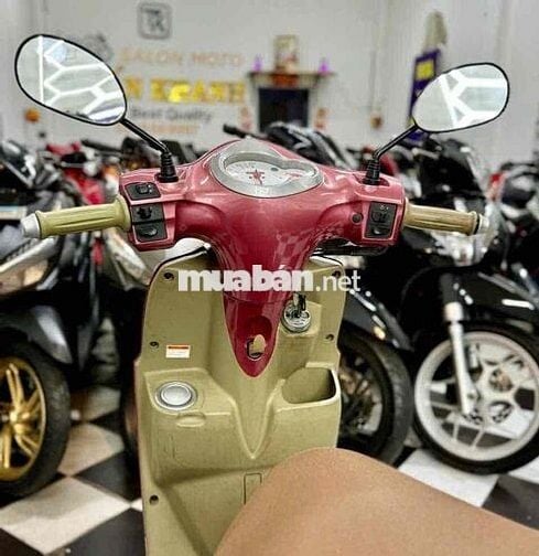 Yamaha Nozza Fi màu Hồng