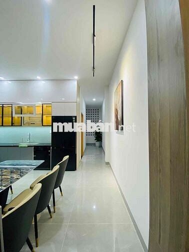 Bán nhà 2 tầng mặt tiền Cù Chính Lan