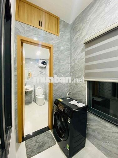 Bán nhà 2 tầng mặt tiền Cù Chính Lan