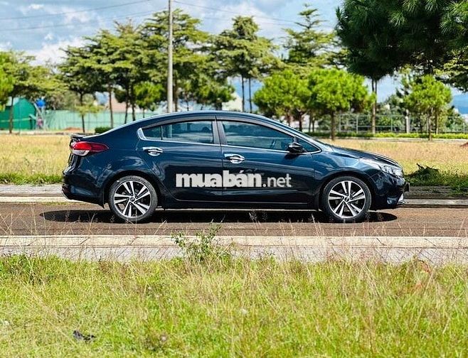 KIA Cerato 2018 Xăng 1.6L Đen