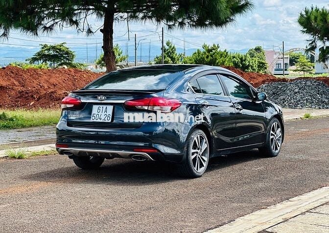 KIA Cerato 2018 Xăng 1.6L Đen