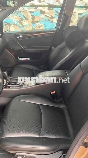 Mercedes C200K AT - 7979 km