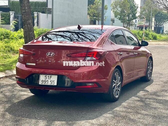 Hyundai Elantra 2019 2.0AT - 60000 km