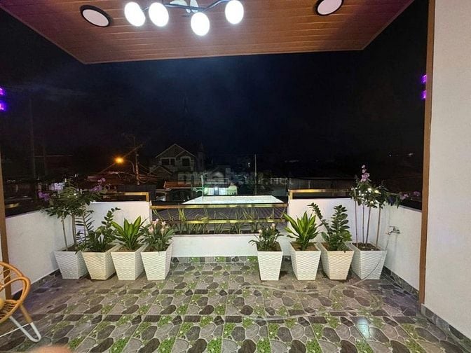 Bán nhà mặt tiền đường Trần Văn Mười, Hóc Môn, gần chợ Chữ S