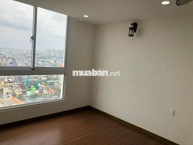 Cần cho thuê căn hộ Remax Plaza, 2PN, nhà trống, có thể ở ngay