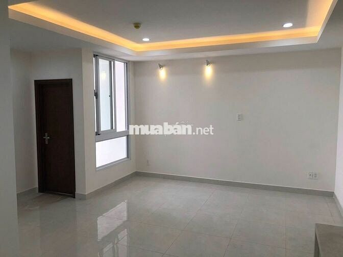 Cần cho thuê căn hộ Remax Plaza, 2PN, nhà trống, có thể ở ngay