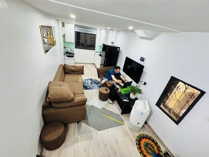 Cần bán căn nhà phố Đội Cấn. SĐ riêng 22m2x7 tầng, cách phố 20m. 5,9ty