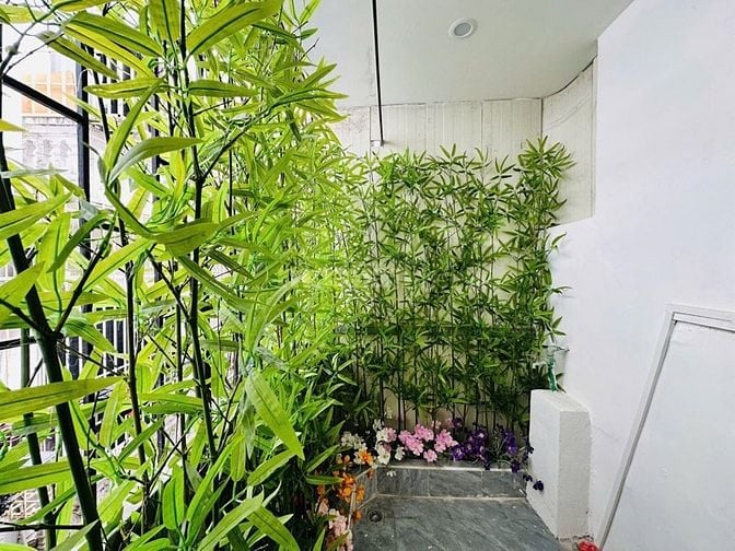 Cần bán căn nhà phố Đội Cấn. SĐ riêng 22m2x7 tầng, cách phố 20m. 5,9ty