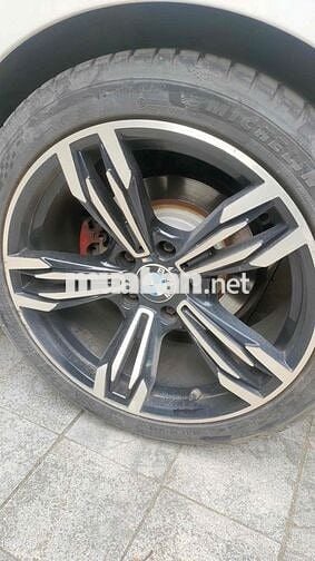 BMW 2010 Trắng 5 chỗ Tự động