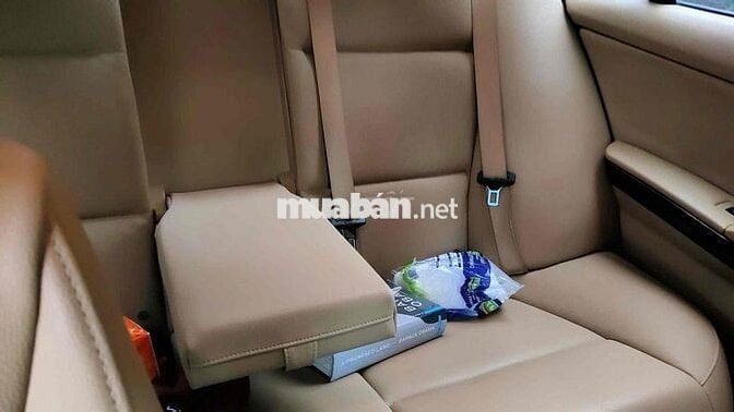 BMW 2010 Trắng 5 chỗ Tự động